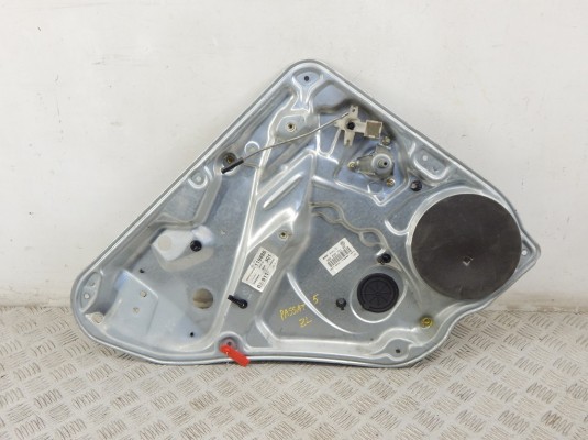 Стеклоподъемник задний левый VOLKSWAGEN PASSAT 5+ (2000-2005) 3b9839751ba Стеклоподъемник задний левый VOLKSWAGEN PASSAT 5+ (2000-2005) 3b9839751ba