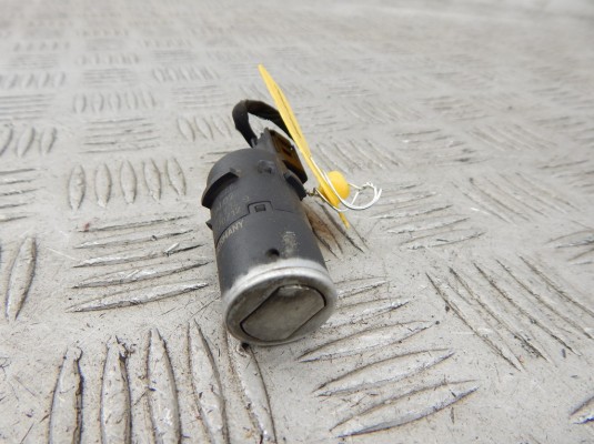 Датчик парктроника BMW 5-series (E39) 66 21 7 892 714 Датчик парктроника BMW 5-series (E39) 66 21 7 892 714