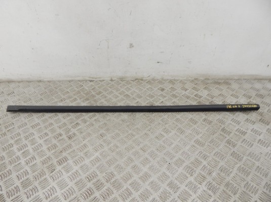 Молдинг двери передней левой BMW 3-series (E36) 51 13 8 146 364