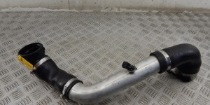 Патрубок интеркулера BMW 5-series (E60/61) 11 61 7 799 401 Патрубок интеркулера BMW 5-series (E60/61) 11 61 7 799 401