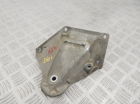 Кронштейн двигателя BMW 5-series (E60/61) 22 11 6 761 111