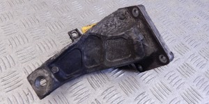 Кронштейн двигателя BMW 3-series (E46) 22 11 6 754 185