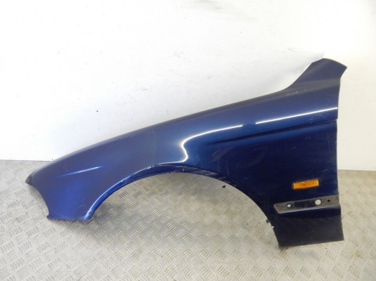 Крыло переднее левое BMW 5-series (E39) 41 35 8 162 133