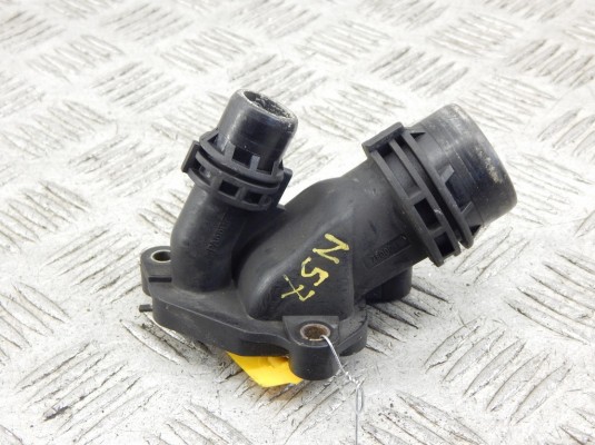 Фланец (тройник) системы охлаждения BMW 7-series (F01/02) 11 11 7 800 048