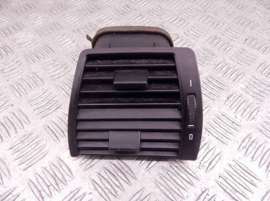 Дефлектор обдува салона BMW X5-series (E53) 64 22 8 402 215