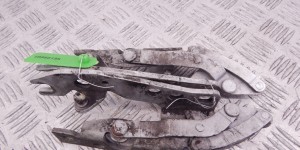Петля капота BMW X5-series (E53) 41 61 8 402 174