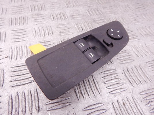 Блок управления стеклоподъемниками BMW 1-series (E87) 61 31 6 952 006 Блок управления стеклоподъемниками BMW 1-series (E87) 61 31 6 952 006