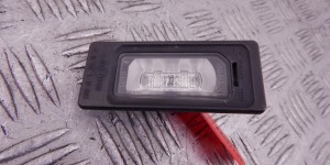 Подсветка номера AUDI Q3 (8U) 2011-2014 4G0943021 Подсветка номера AUDI Q3 (8U) 2011-2014 4G0943021