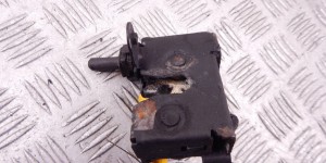 Замок капота BMW 7-series (E65/66) 51 23 8 240 599