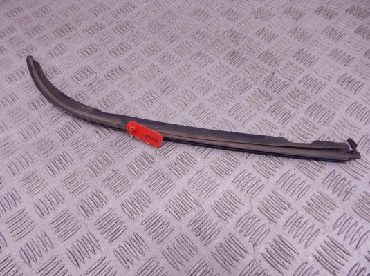 Ус под фару правый BMW 5-series (E39) 51 13 8 159 306 Ус под фару правый BMW 5-series (E39) 51 13 8 159 306