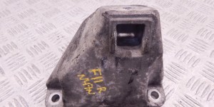 Кронштейн двигателя BMW 5-series (F10/11) 22 11 6 795 958