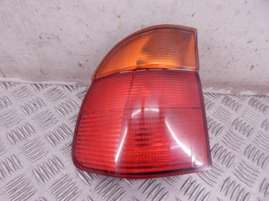 Фонарь задний левый BMW 5-series (E39) 63 21 8 371 329 Фонарь задний левый BMW 5-series (E39) 63 21 8 371 329