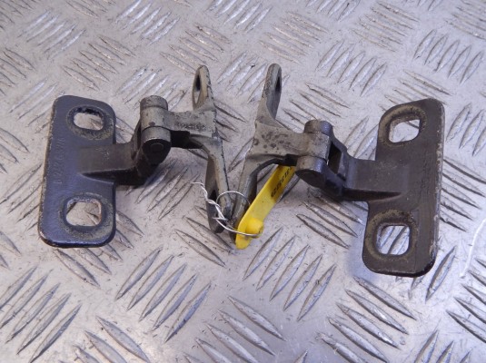 Петля крышки багажника BMW X5-series (E53) 41 62 7 006 120
