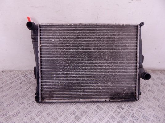 Радиатор (основной) BMW 3-series (E46) 17 11 1 436 241 Радиатор (основной) BMW 3-series (E46) 17 11 1 436 241