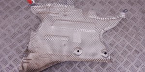 Тепловой экран глушителя BMW 5-series (E39) 51 48 8 254 297 Тепловой экран глушителя BMW 5-series (E39) 51 48 8 254 297