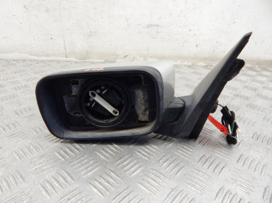 Зеркало наружное левое BMW 3-series (E46) 51 16 7 011 937 Зеркало наружное левое BMW 3-series (E46) 51 16 7 011 937