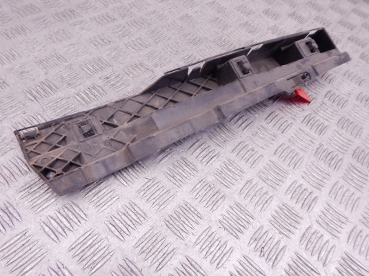 Кронштейн крепления порога BMW 4-series (F32/33/36) 51 77 7 320 209