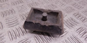Опора под домкрат (поддомкратная подушка) BMW 5-series (E39) 51 71 7 001 650