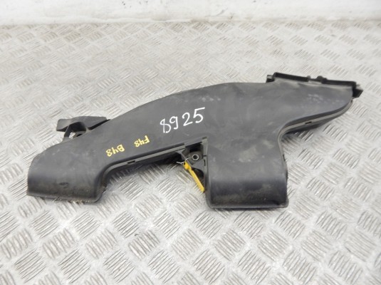 Воздухозаборник BMW X1-series (F48) 13 71 7 626 564