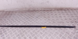 Молдинг стекла двери задней правой наружный BMW 7-series (E65/66) 51 22 8 022 208