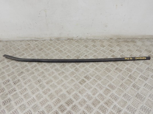Молдинг стекла двери передней левой наружный BMW X1-series (F48) Молдинг стекла двери передней левой наружный BMW X1-series (F48)
