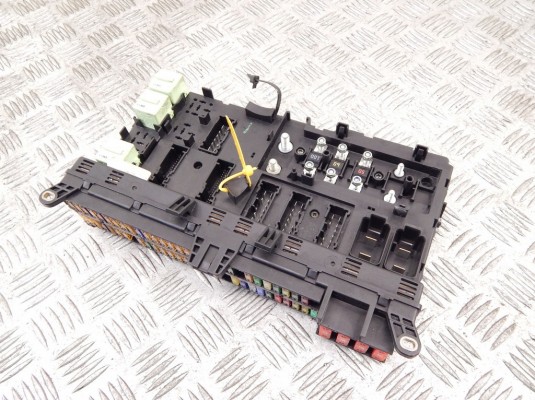 Блок предохранителей BMW X5-series (E53) 61 13 8 384 527