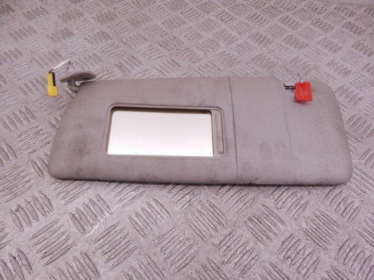 Козырек солнцезащитный BMW 3-series (E46) 51 16 8 267 897