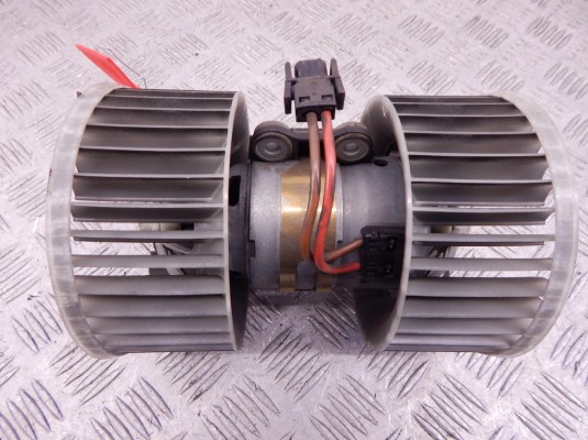 Моторчик печки BMW 3-series (E46) 64 11 9 204 154