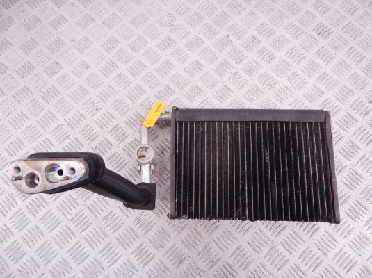 Испаритель кондиционера BMW X5-series (E53) 64 11 8 385 560