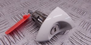 Личинка дверного замка BMW X5-series (E53) 51 21 7 035 422