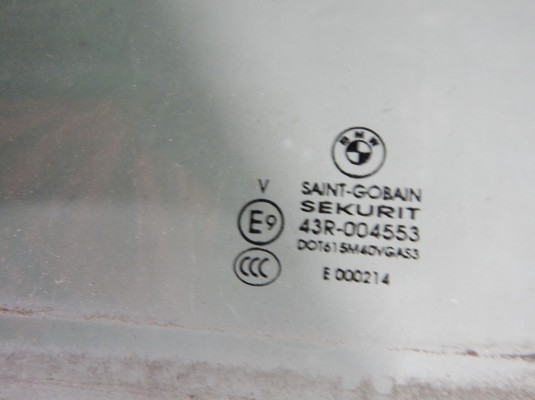 Стекло двери задней правой BMW X5-series (E70) Стекло двери задней правой BMW X5-series (E70)