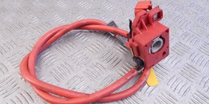 Плюсовой провод аккумулятора BMW 5-series (E60/61) 61 12 6 989 782