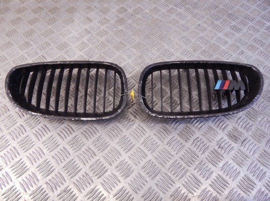 Решетка радиатора BMW 5-series (E60/61) 51 13 7 065 702