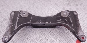 Кронштейн КПП BMW 5-series (E39) 22 31 6 751 583