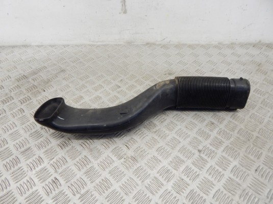 Патрубок воздушного фильтра BMW X5-series (E70) 13 71 7 798 341