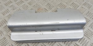 Заглушка (решетка) в бампер задний BMW 5-series (E39) 51 12 9 069 492 Заглушка (решетка) в бампер задний BMW 5-series (E39) 51 12 9 069 492