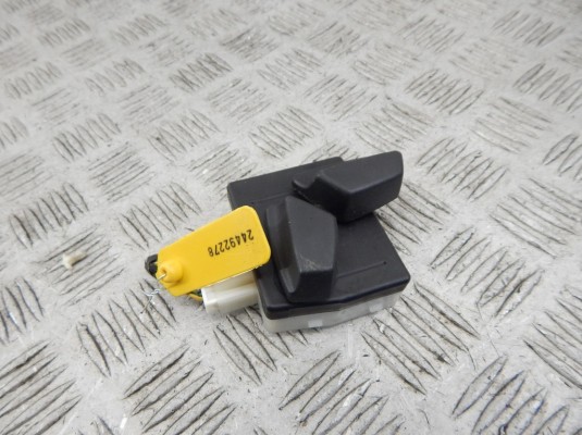 Блок управления сиденьем BMW 5-series (F10/11) 61 31 6 958 525 Блок управления сиденьем BMW 5-series (F10/11) 61 31 6 958 525