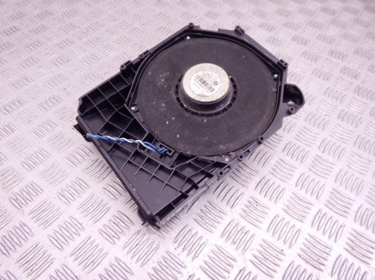 Сабвуфер BMW 1-series (E87) 65 13 6 954 871 Сабвуфер BMW 1-series (E87) 65 13 6 954 871
