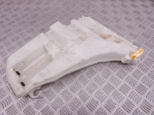Бачок омывателя BMW 5-series (F10/11) 61 66 7 269 670 Бачок омывателя BMW 5-series (F10/11) 61 66 7 269 670