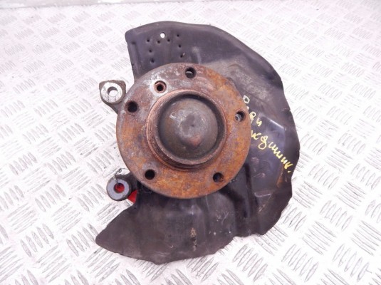 Ступица передняя правая BMW 3-series (E46) 31 21 1 096 430