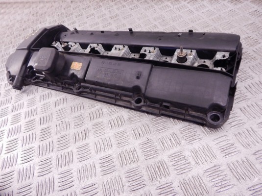 Клапанная крышка BMW 5-series (E39) 11 12 1 703 341 Клапанная крышка BMW 5-series (E39) 11 12 1 703 341