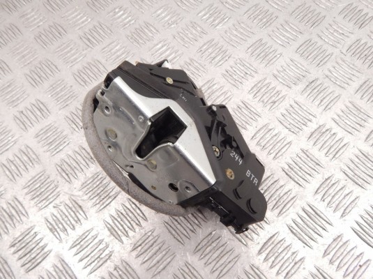 Замок двери передней правой BMW 3-series (E46) 51 21 7 011 244