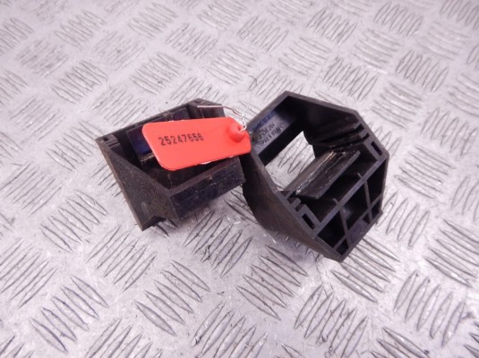 Кронштейн радиатора BMW 3-series (E46) 17 11 1 436 264