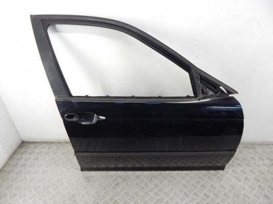 Дверь передняя правая BMW 3-series (E46) 41 51 7 034 152 Дверь передняя правая BMW 3-series (E46) 41 51 7 034 152