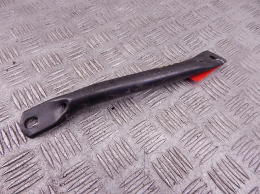 Распорка стоек BMW 3-series (E90/91/92) 51 61 7 183 043