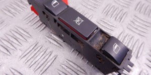 Блок управления стеклоподъемниками BMW 3-series (E46) 61 31 8 381 518