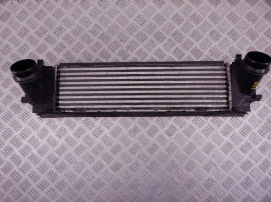 Интеркулер BMW 3-series (F30/31) 17 51 7 600 530
