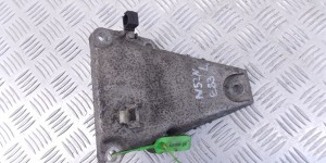Кронштейн двигателя BMW X3-series (E83) 22 11 3 415 179