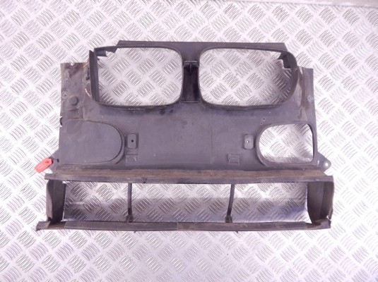 Воздухозаборник BMW 5-series (E39) 51 71 8 159 959 Воздухозаборник BMW 5-series (E39) 51 71 8 159 959