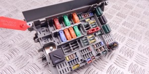 Блок предохранителей BMW 3-series (E90/91/92) 61 14 6 906 624